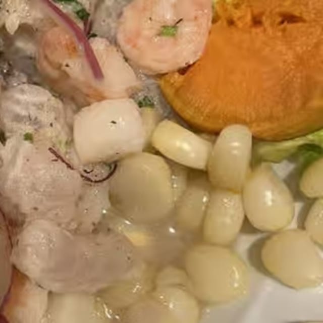 Ceviche Mixto.
